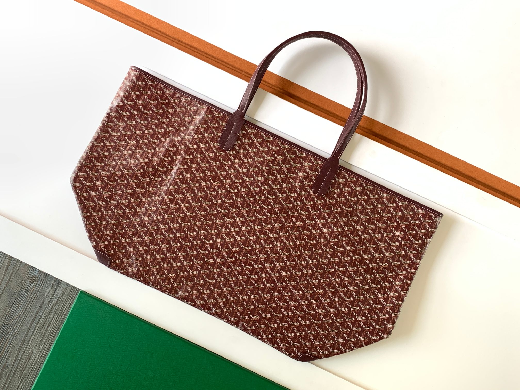 Artois GM Tote Bag In Burgundy